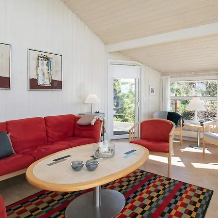 5 Person Holiday In L Kken *